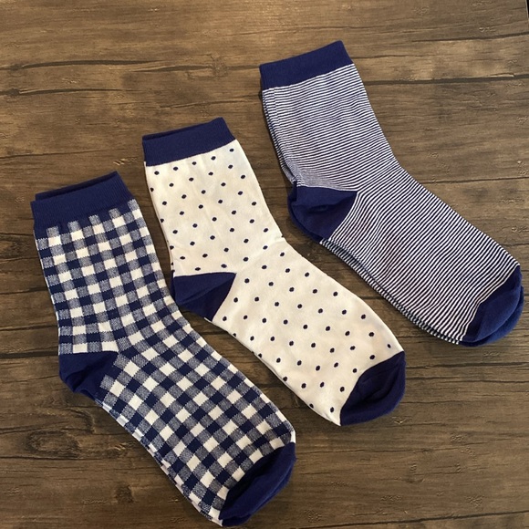 J. Crew Set Of Three Tartan Bootie Socks - Picture 3 of 9